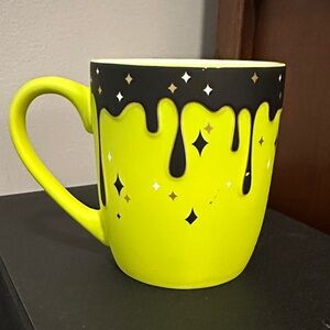 Halloween Slime Drip Mug | Neon Green & Black Spooky Coffee Cup New
